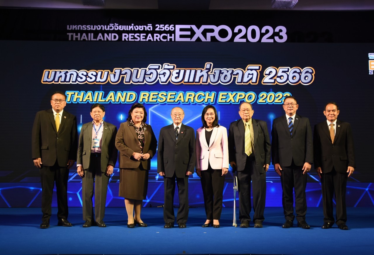 วว. ร่วมถ่ายทอดความรู้ วทน. ในเวทีมหกรรมงานวิจัยแห่งชาติ 2566
